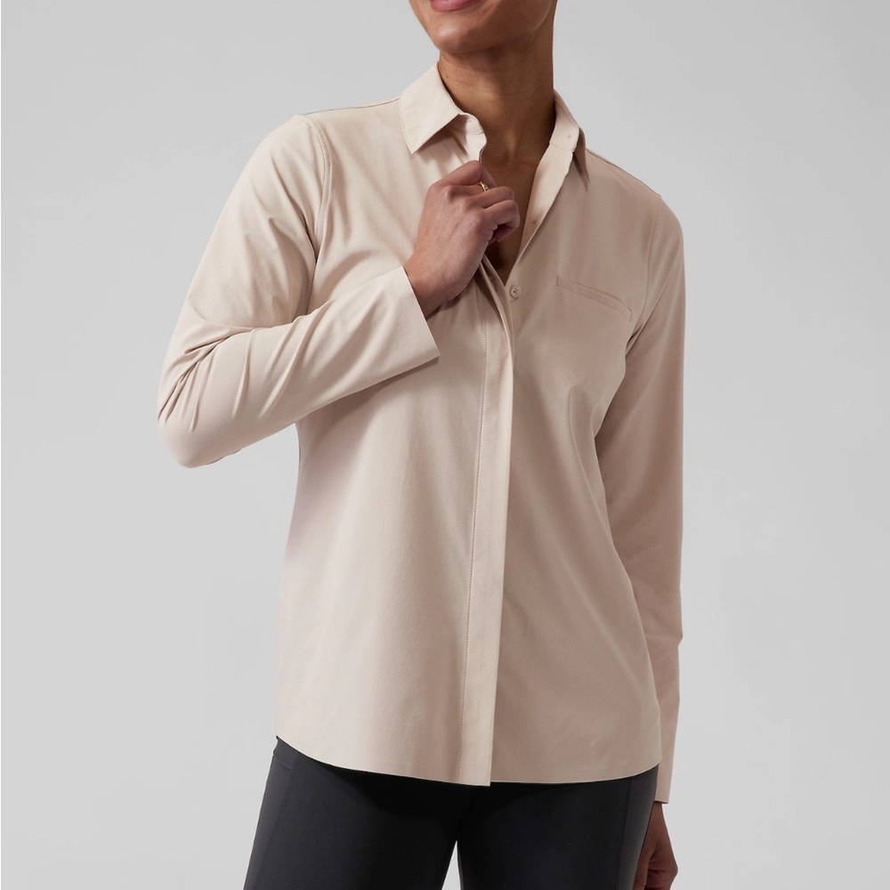 Athleta Urbanite Blouse NWT